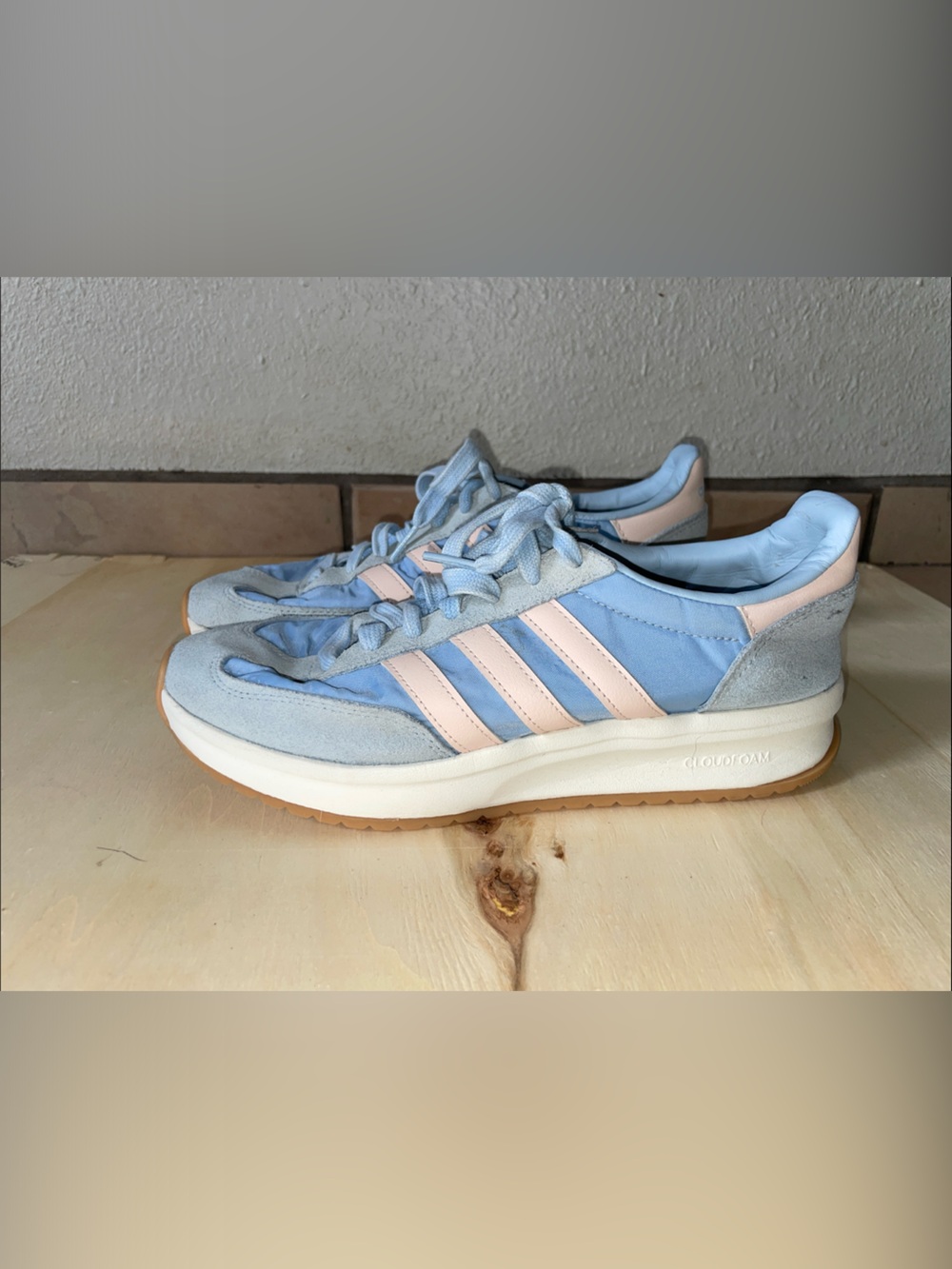 Adidas Women’s Pastel Blue & Pink Suede-Trim Sneakers Sz 8.5